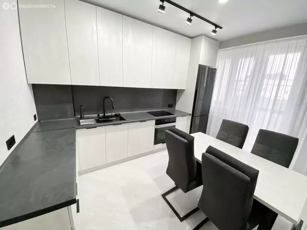 3-комнатная квартира: Киров, Московская улица, 107 (80 м) - Фото 1