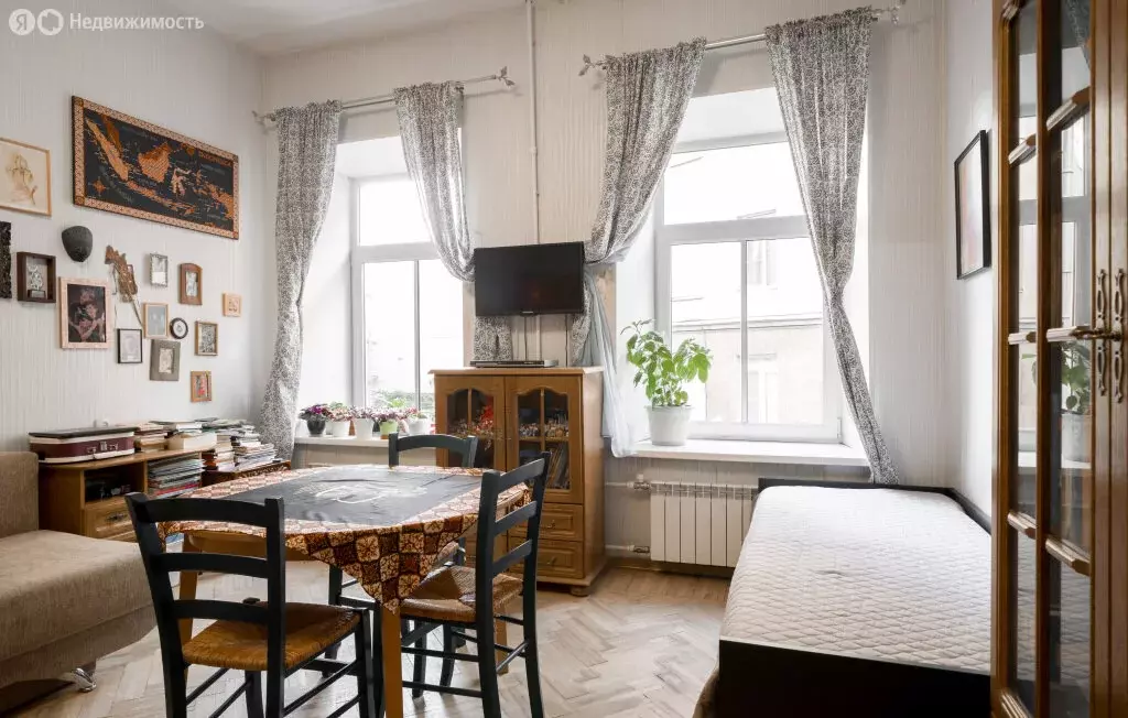 3-комнатная квартира: Санкт-Петербург, Казанская улица, 45 (78.4 м) - Фото 1