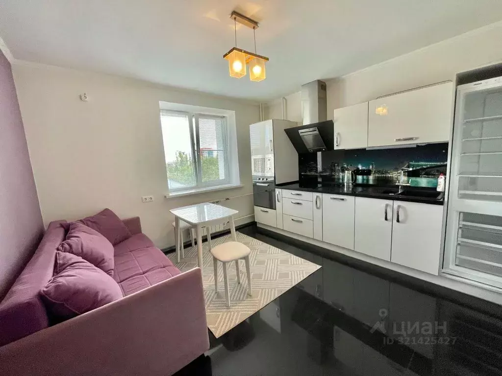 1-к кв. Волгоградская область, Волгоград ул. Глазкова, 23 (55.0 м) - Фото 1