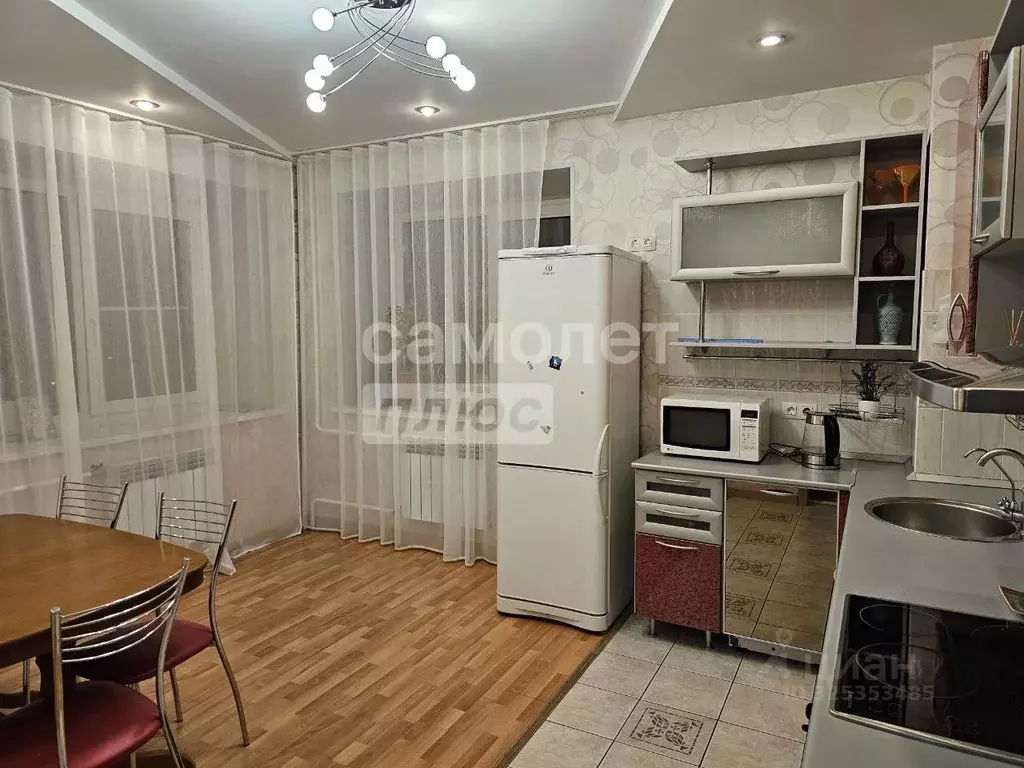 2-к кв. Челябинская область, Челябинск ул. Косарева, 63 (68.0 м) - Фото 2