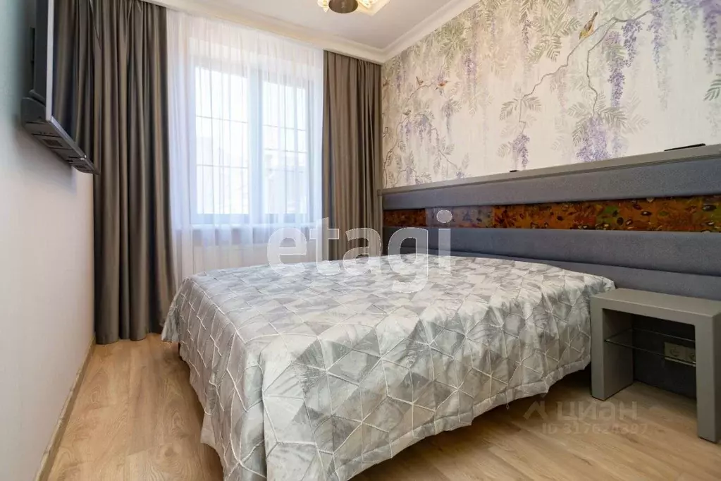 2-к кв. Ульяновская область, Ульяновск ул. Радищева, 26А (50.0 м) - Фото 0