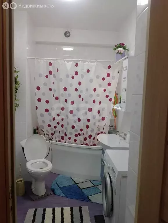 3-комнатная квартира: Батайск, улица Комарова, 131А (80 м) - Фото 1