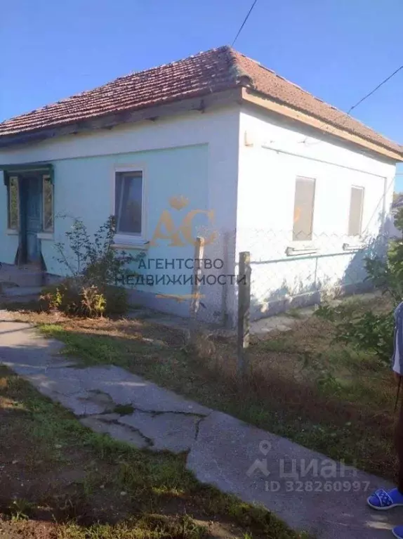 Дом в Крым, Кировское пгт ул. Школьная (35 м) - Фото 2