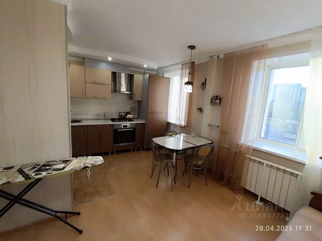 2-к кв. Курганская область, Курган Галкинская ул., 53 (54.0 м) - Фото 1