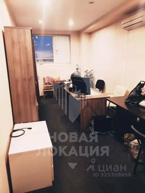 Офис в Омская область, Омск Октябрьская ул., 127 (150 м) - Фото 2