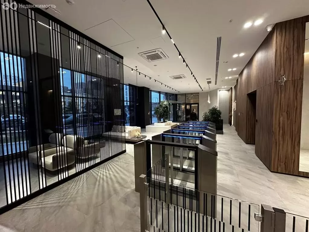 Офис (750 м) - Фото 1