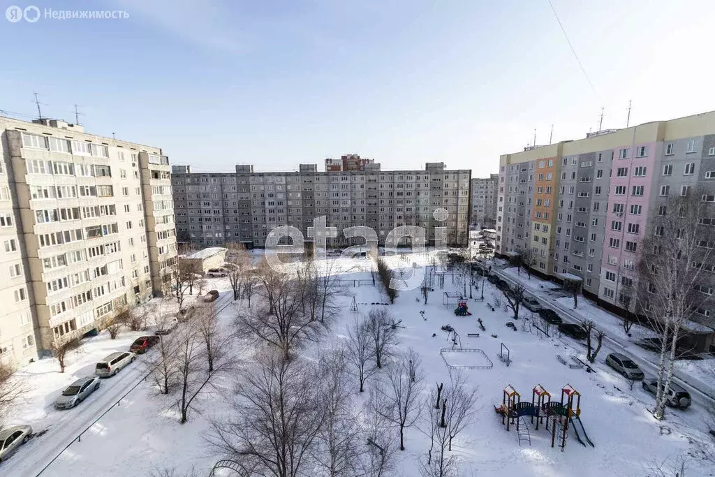 3-комнатная квартира: Курган, жилой район Заозёрный, 3-й микрорайон, ... - Фото 2