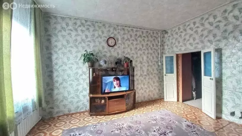 Дом в Заводоуковск, улица Республики (42 м) - Фото 0