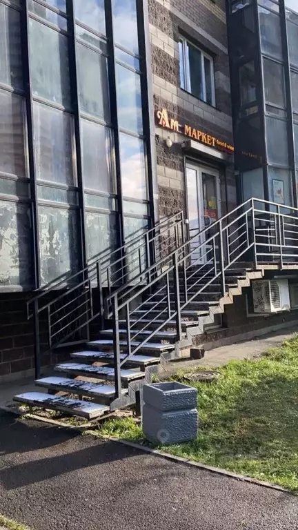 Помещение свободного назначения в Санкт-Петербург пос. Парголово, ул. ... - Фото 1