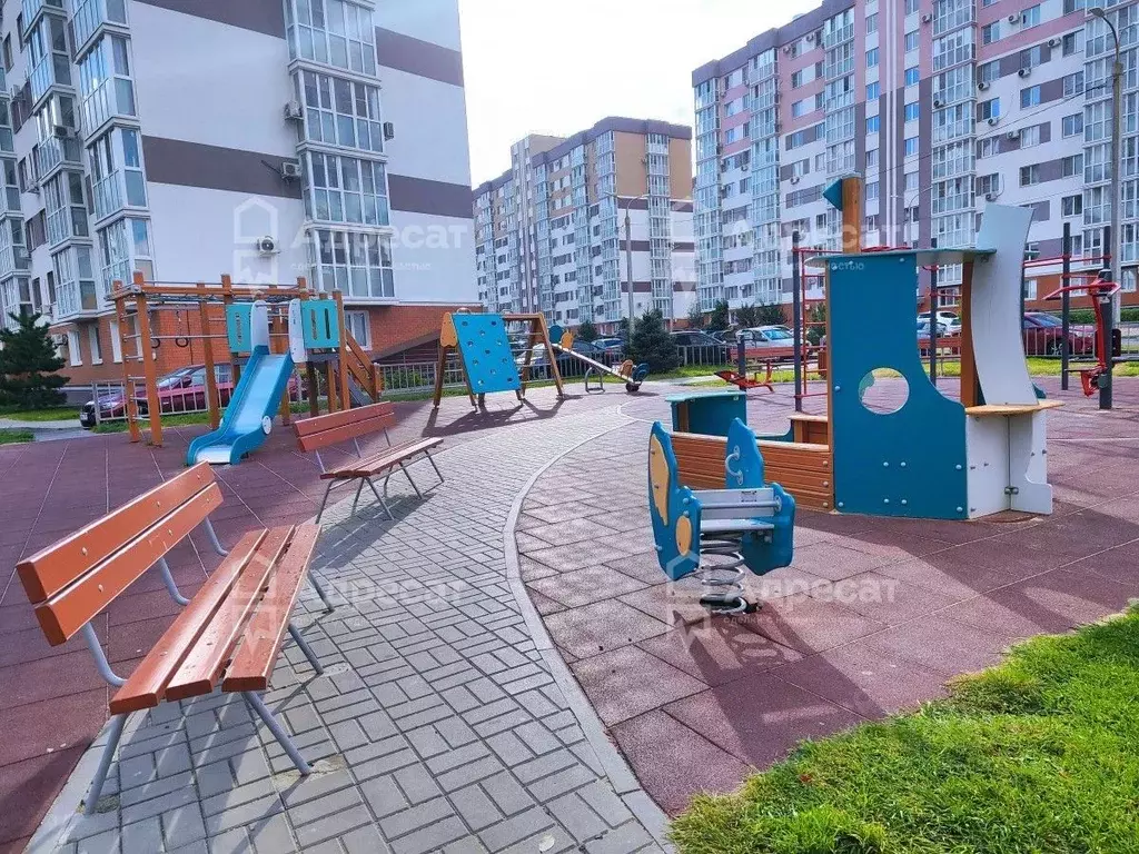 1-к кв. Волгоградская область, Волгоград ул. Гаря Хохолова, 4 (37.0 м) - Фото 1