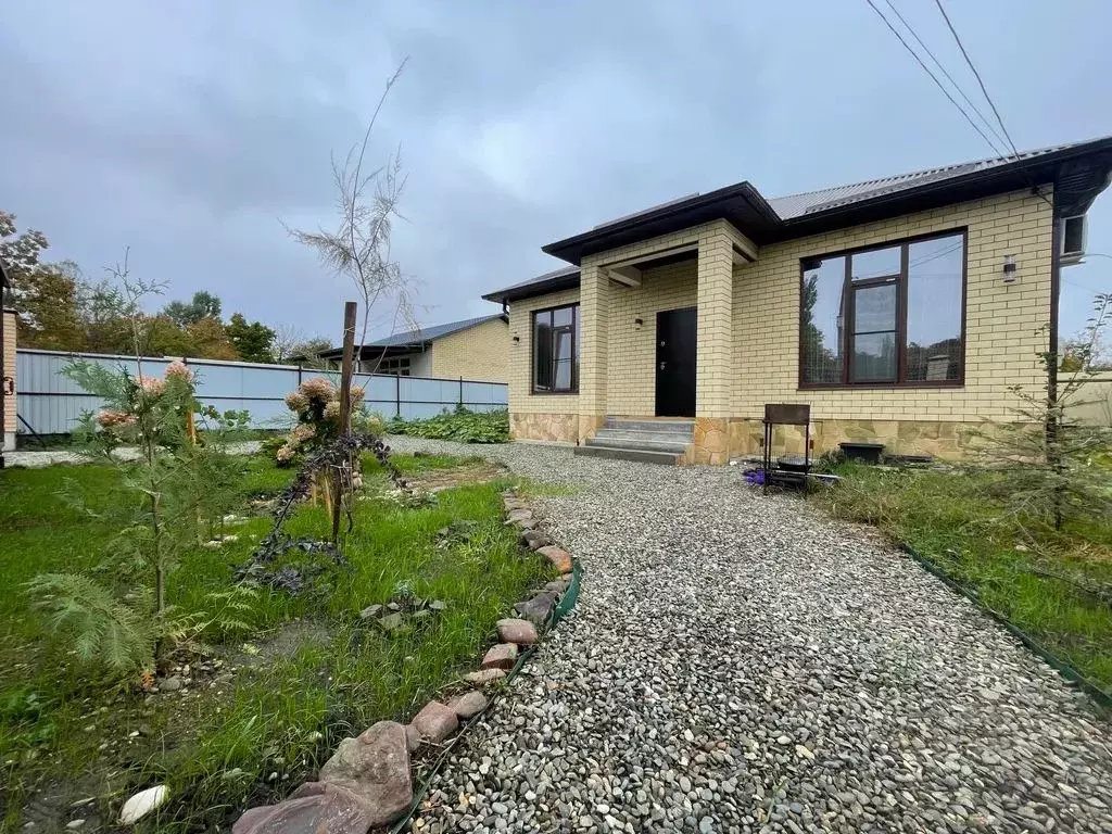 Дом в Краснодарский край, Апшеронск Березовая ул., 48 (98 м) - Фото 1