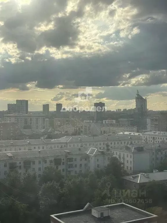 1-к кв. Свердловская область, Екатеринбург ул. Свердлова, 32Б (34.2 м) - Фото 1