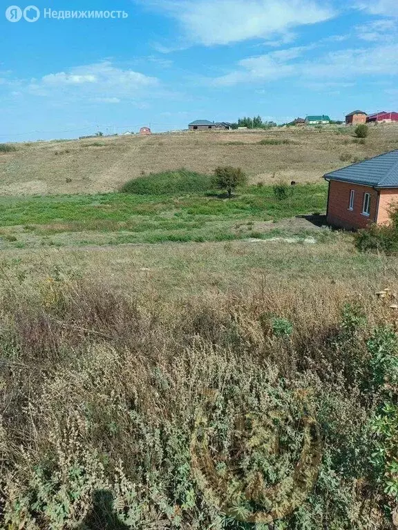 Участок в хутор Большой Лог, Артемовская улица (5.6 м) - Фото 0