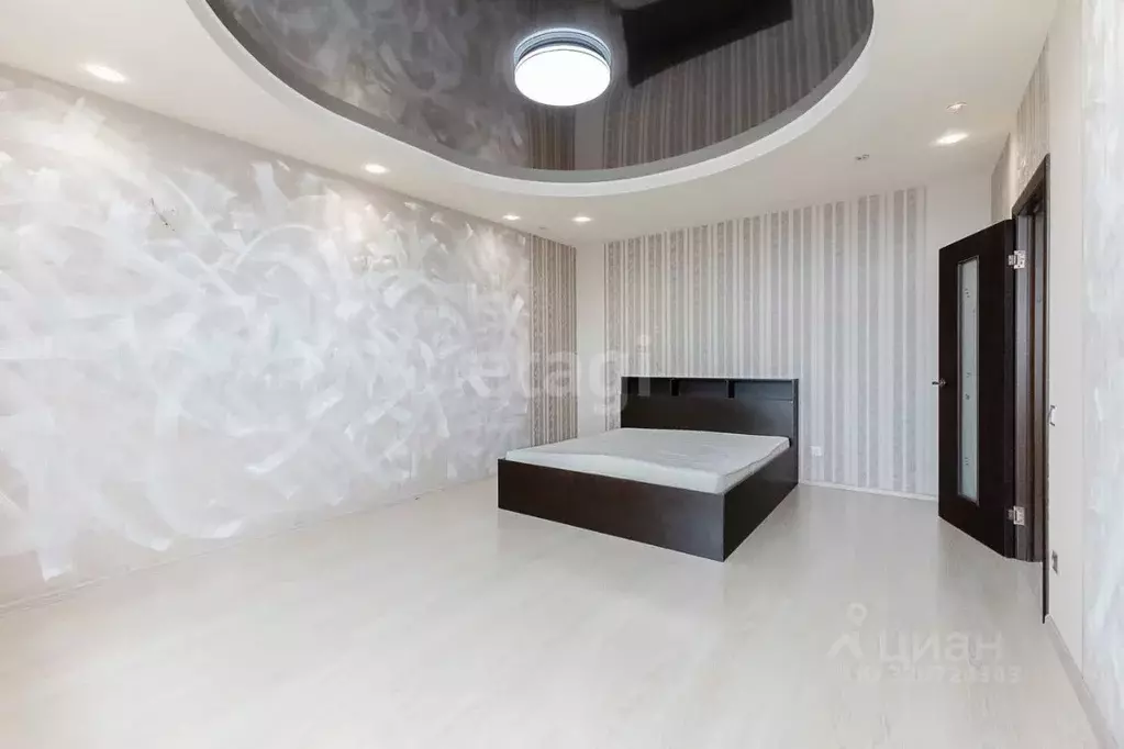 1-к кв. Свердловская область, Екатеринбург ул. Дорожная, 25 (43.8 м) - Фото 0