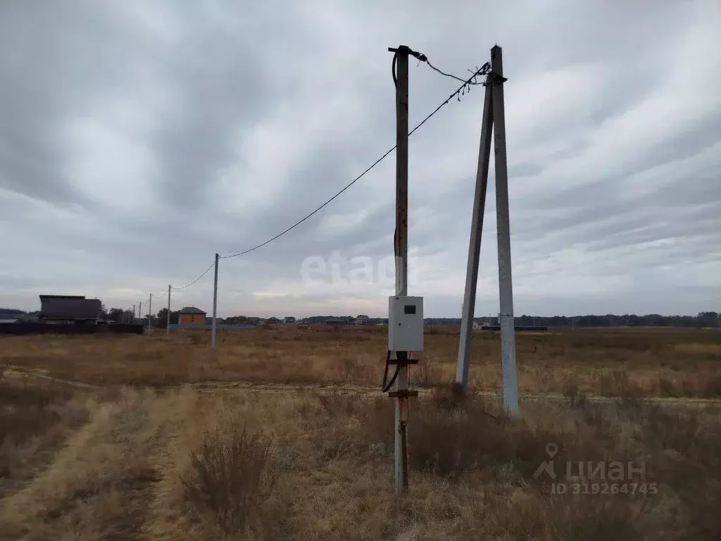 Участок в Курская область, Курский район, Моковский сельсовет, д. 2-я ... - Фото 0