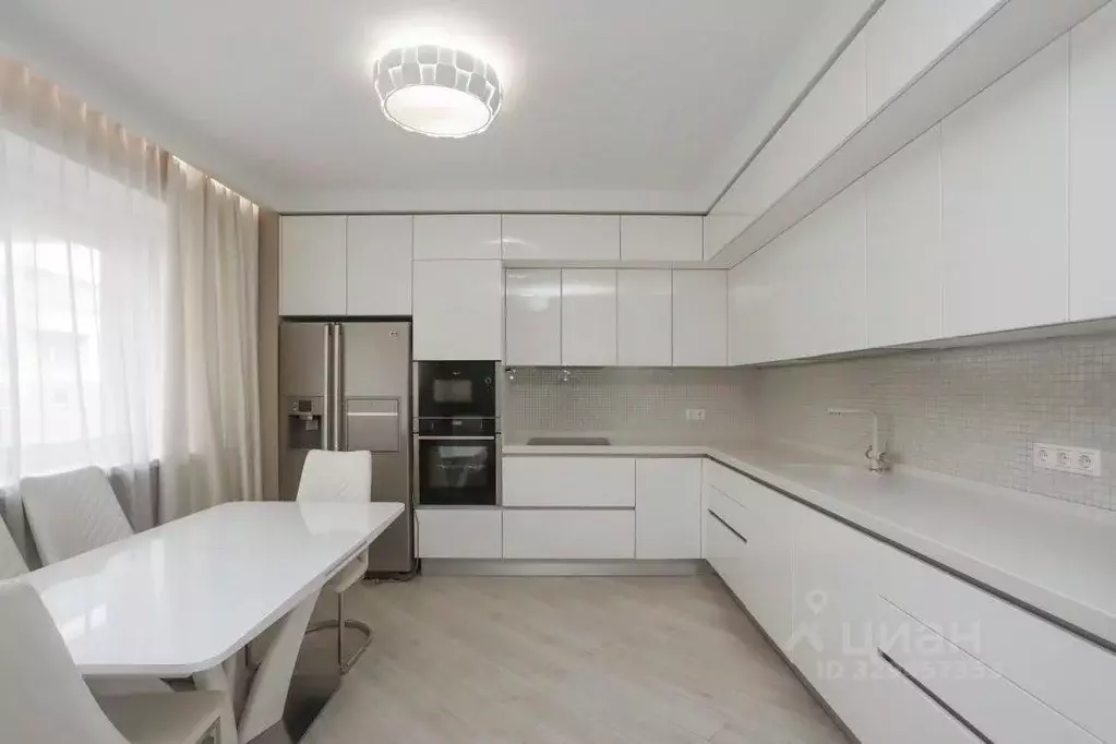 3-к кв. Иркутская область, Иркутск ул. Трилиссера, 89 (92.0 м) - Фото 1