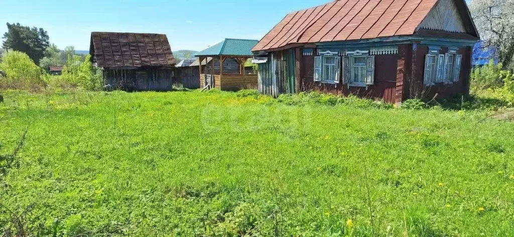 Дом в Башкортостан, Ишимбайский район, с. Макарово Центральная ул. (40 ... - Фото 1
