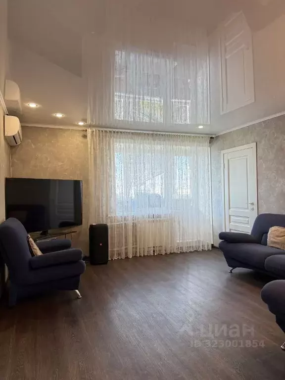 3-к кв. Алтайский край, Бийск ул. Георгия Прибыткова, 1 (65.9 м) - Фото 1