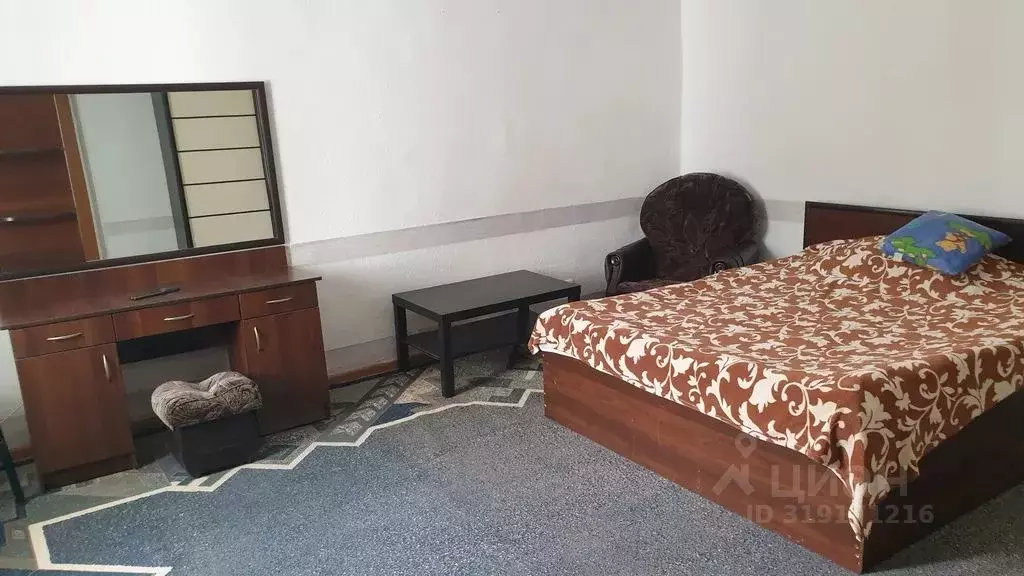 1-к кв. Крым, Симферополь ул. Саковича, 12 (55.0 м) - Фото 1