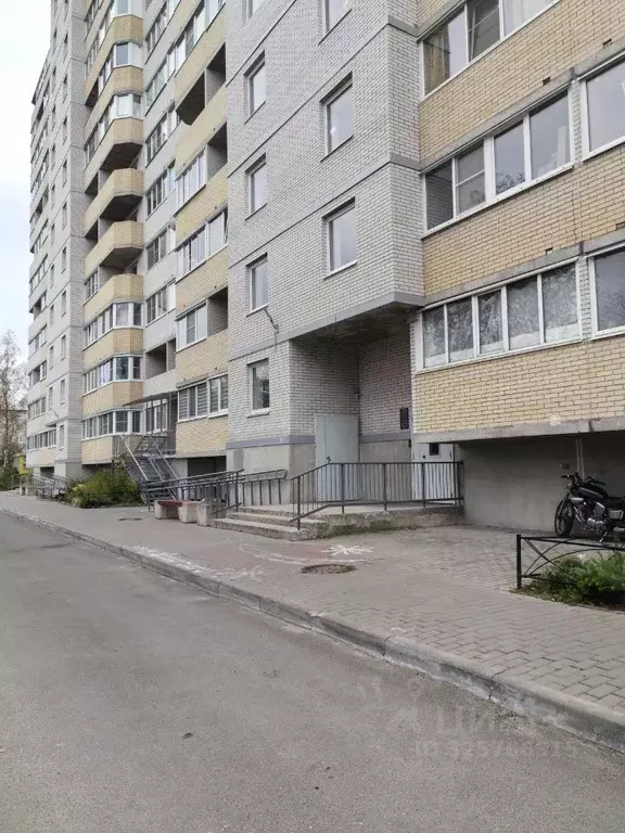 2-к кв. Ленинградская область, Отрадное Кировский район, ул. Дружбы, 3 ... - Фото 1