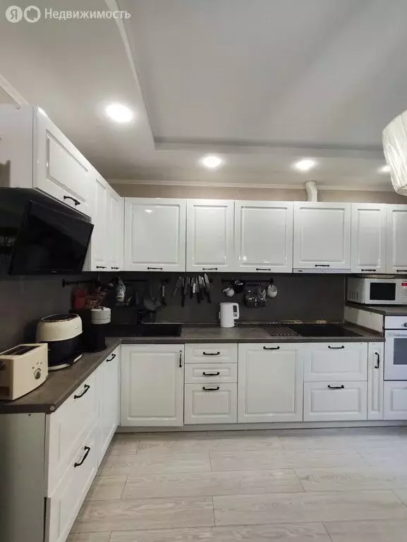 3-комнатная квартира: Конаково, улица Баскакова, 23 (91 м) - Фото 2