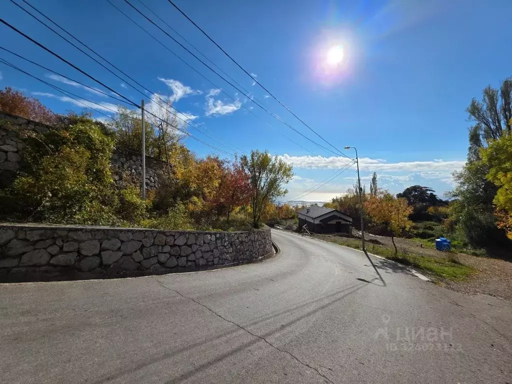 Участок в Крым, Ялта муниципальный округ, Голубой Залив пгт ул. ... - Фото 1