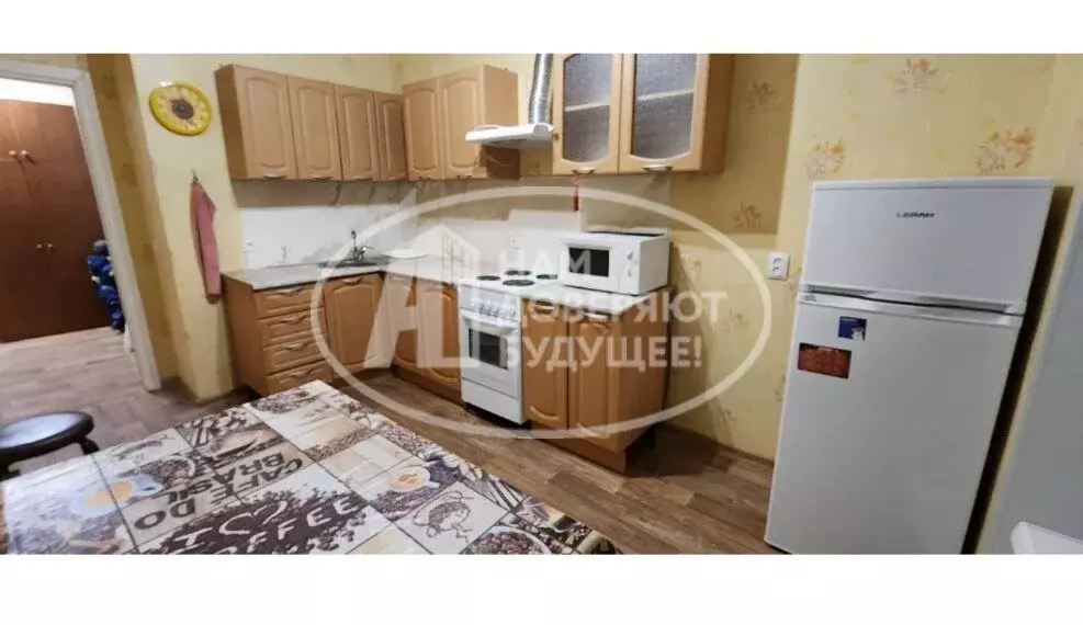 2-комнатная квартира: Пермь, улица Калинина, 42 (58.9 м) - Фото 2