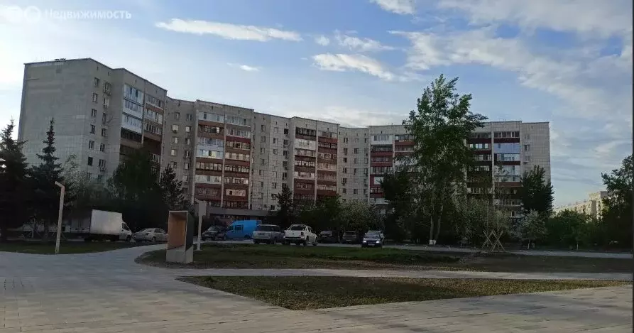 2-комнатная квартира: Тюмень, улица Газовиков, 30 (47.6 м) - Фото 1