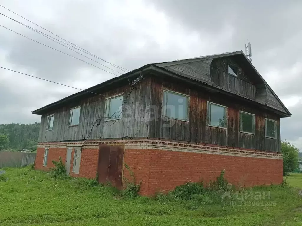 Офис в Удмуртия, Алнашский район, д. Кузюмово ул. Азина, 3 (340 м) - Фото 1