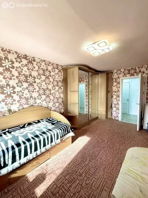 3-комнатная квартира: Арсеньев, улица Жуковского, 5 (63.5 м) - Фото 1