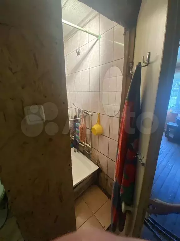 Комната 12 м в 1-к., 1/5 эт. - Фото 1