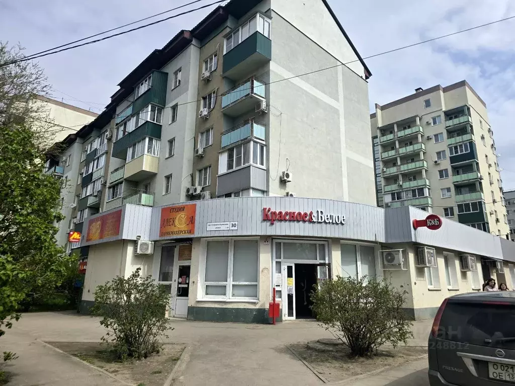 3-к кв. Волгоградская область, Волгоград ул. Генерала Шумилова, 30 ... - Фото 1