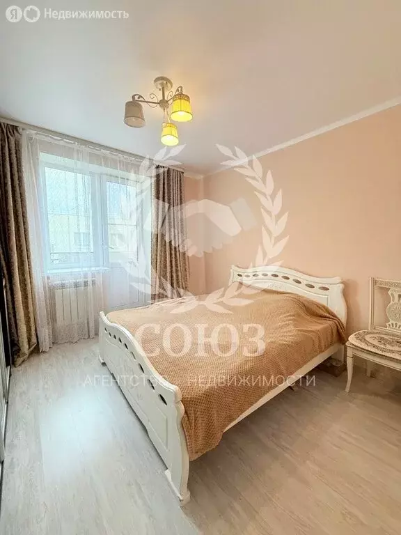 2-комнатная квартира: Калуга, улица Братьев Луканиных, 13 (46.8 м) - Фото 0