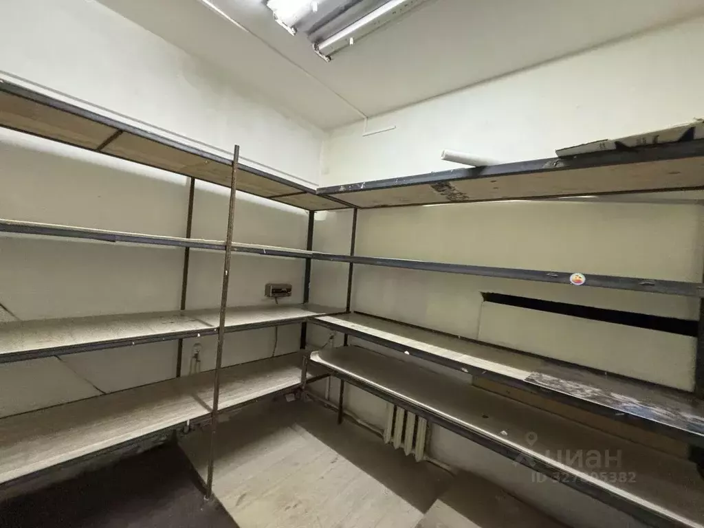 Склад в Коми, Сыктывкар ул. Ленина, 48 (11 м) - Фото 1