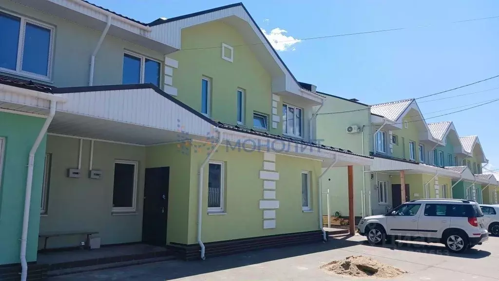 Таунхаус в Нижегородская область, Нижний Новгород д. Фроловское, ул. ... - Фото 0