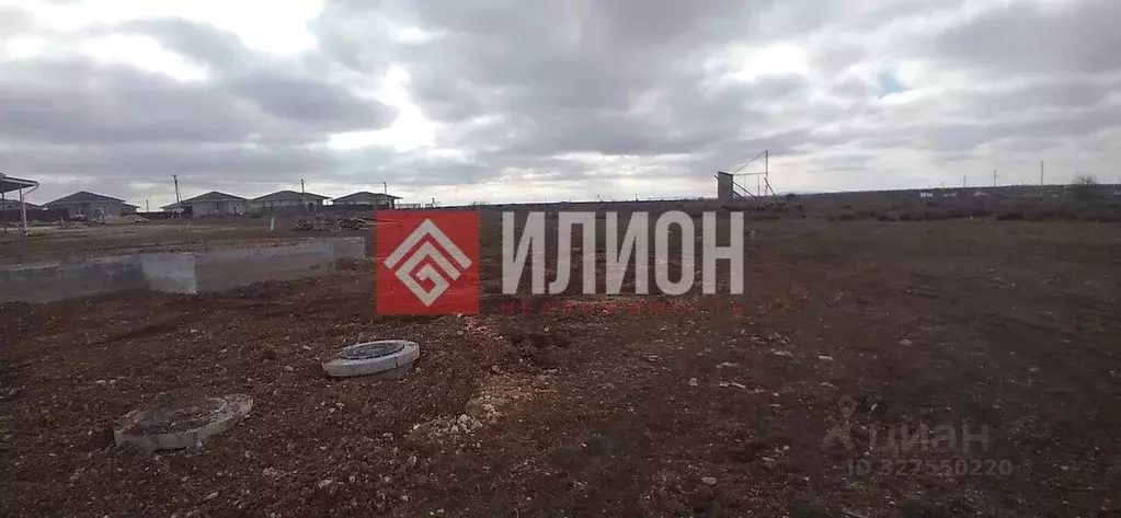 Участок в Крым, Симферопольский район, Чистенское с/пос, с. ... - Фото 2