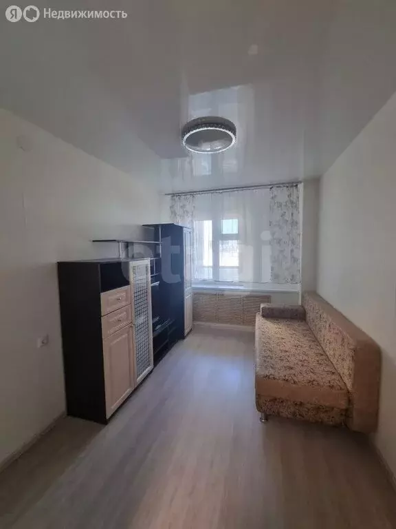 2-комнатная квартира: Якутск, улица Дзержинского, 16/4 (57.4 м) - Фото 1