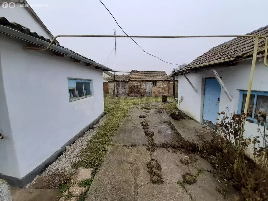 Дом в Сакский район, Охотниковское сельское поселение, село Орлянка, ... - Фото 1