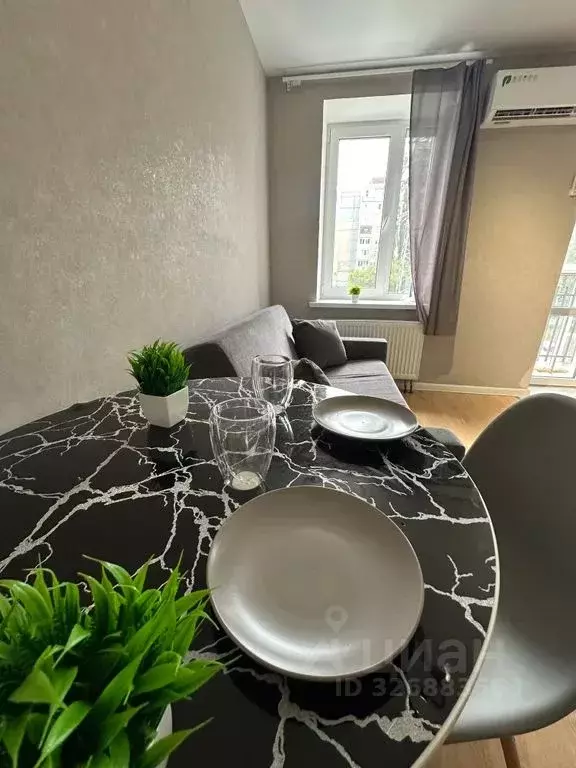 Студия Башкортостан, Уфа ул. Адмирала Макарова, 27 (24.0 м) - Фото 1