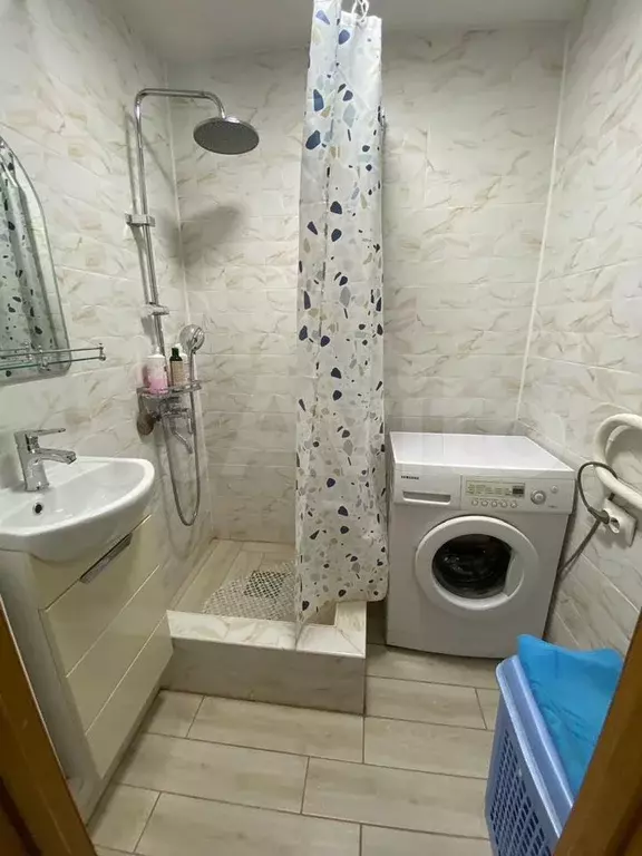 3-к. квартира, 70 м, 1/5 эт. - Фото 1