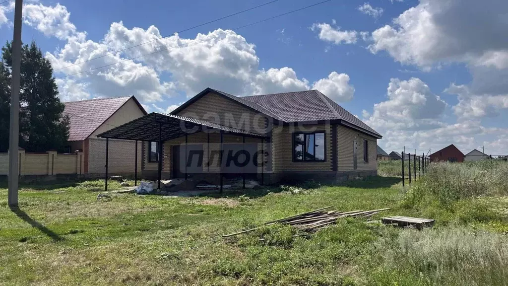 Таунхаус в Оренбургская область, Саракташский район, с. Черкассы ... - Фото 2