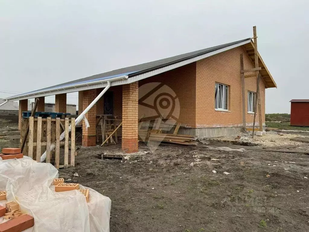 Дом в Белгородская область, Старооскольский городской округ, с. ... - Фото 2