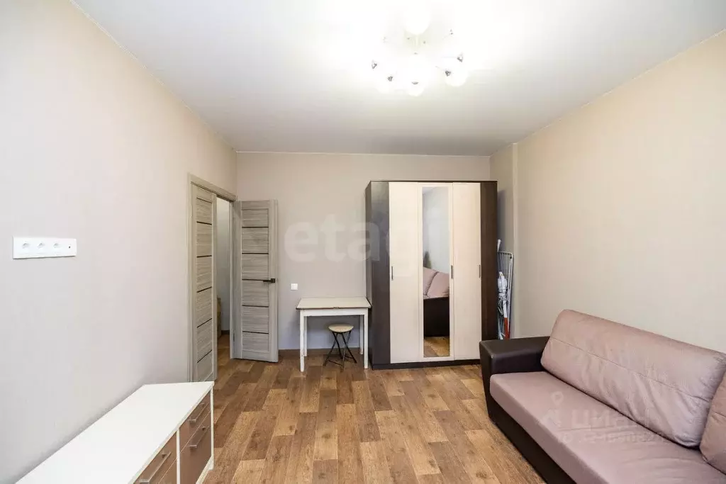 2-к кв. Ханты-Мансийский АО, Сургут Югорская ул., 30/1 (53.1 м) - Фото 1