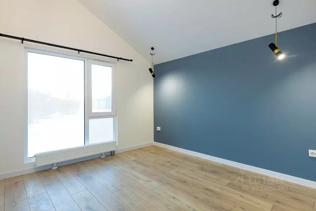 Дом в Удмуртия, с. Завьялово ул. Гольянская, 97 (75 м) - Фото 0