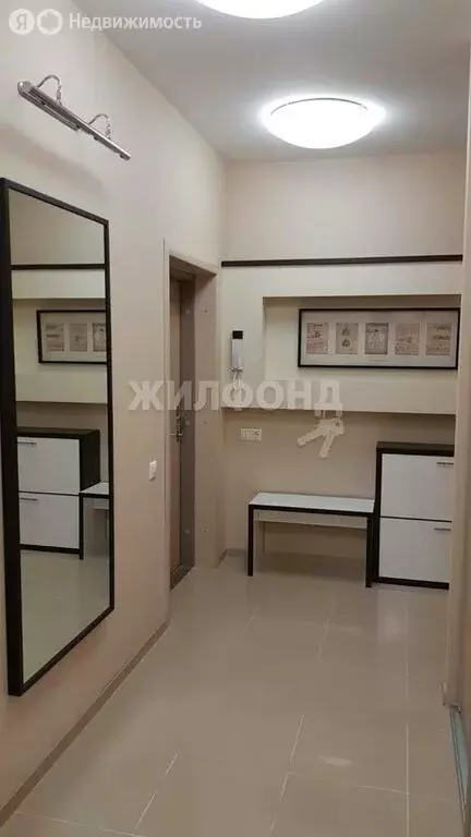 Квартира-студия: Новосибирск, улица Державина, 77/1 (75 м) - Фото 1