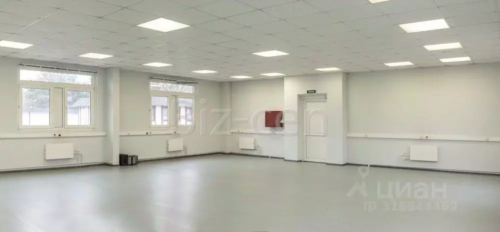 Офис в Санкт-Петербург Хрустальная ул., 11Х (300 м) - Фото 0