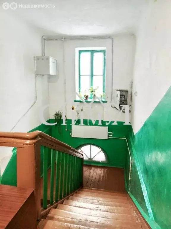 2-комнатная квартира: Сорск, улица 50 лет Октября, 46 (52 м) - Фото 1