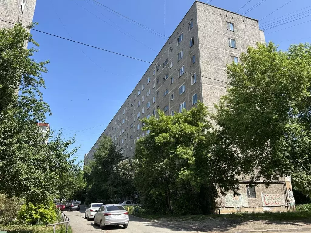 3-к кв. Свердловская область, Екатеринбург ул. Блюхера, 55А (64.0 м) - Фото 0