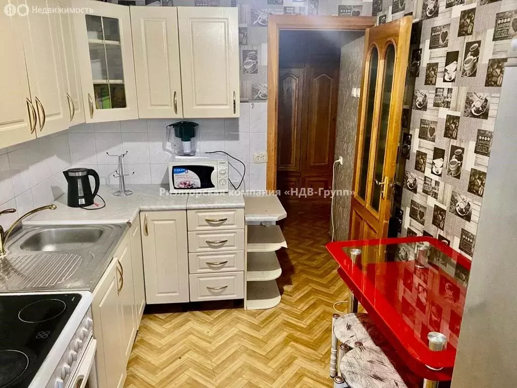 2-комнатная квартира: Хабаровск, Большая улица, 7 (48 м) - Фото 1