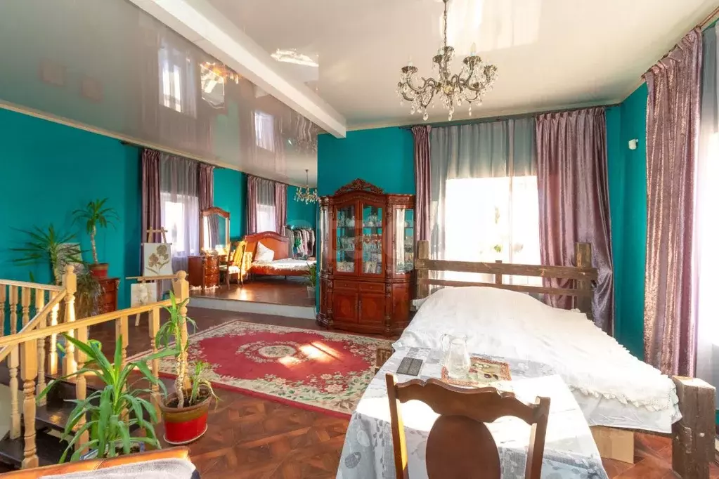 Дом в Тюменская область, Тюмень ул. Дружбы (232 м) - Фото 1